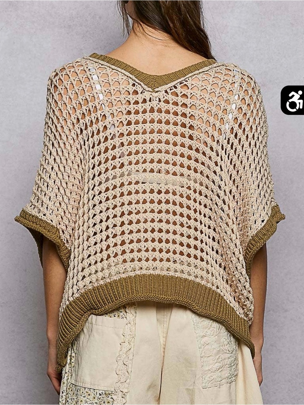 NWOT POL Daisy Charm Top in Beige and Olive Sz M - Picture 2 of 3
